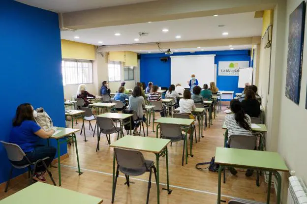 Cerca de 1.000 alumnos asturianos y 56 profesores están confinados por la covid