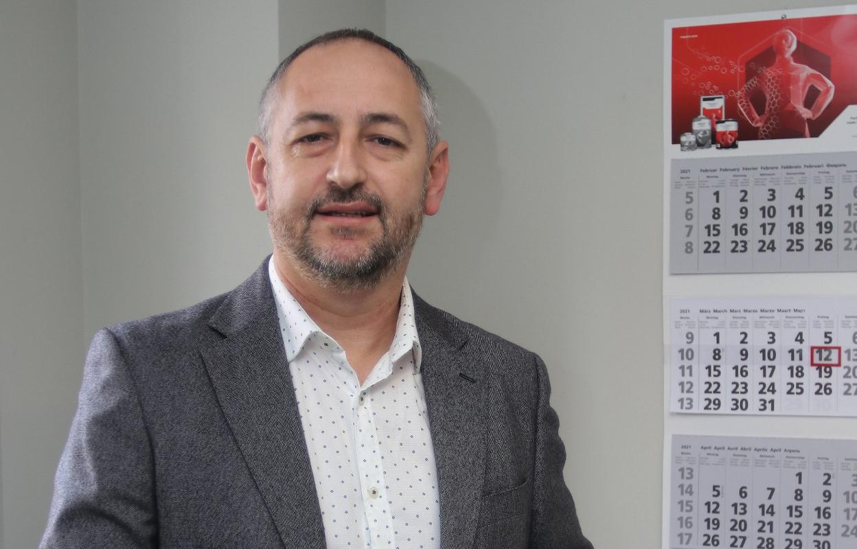 Belarmino Rodríguez, en su despacho de las oficinas centrales de ITVASA, en Oviedo. 