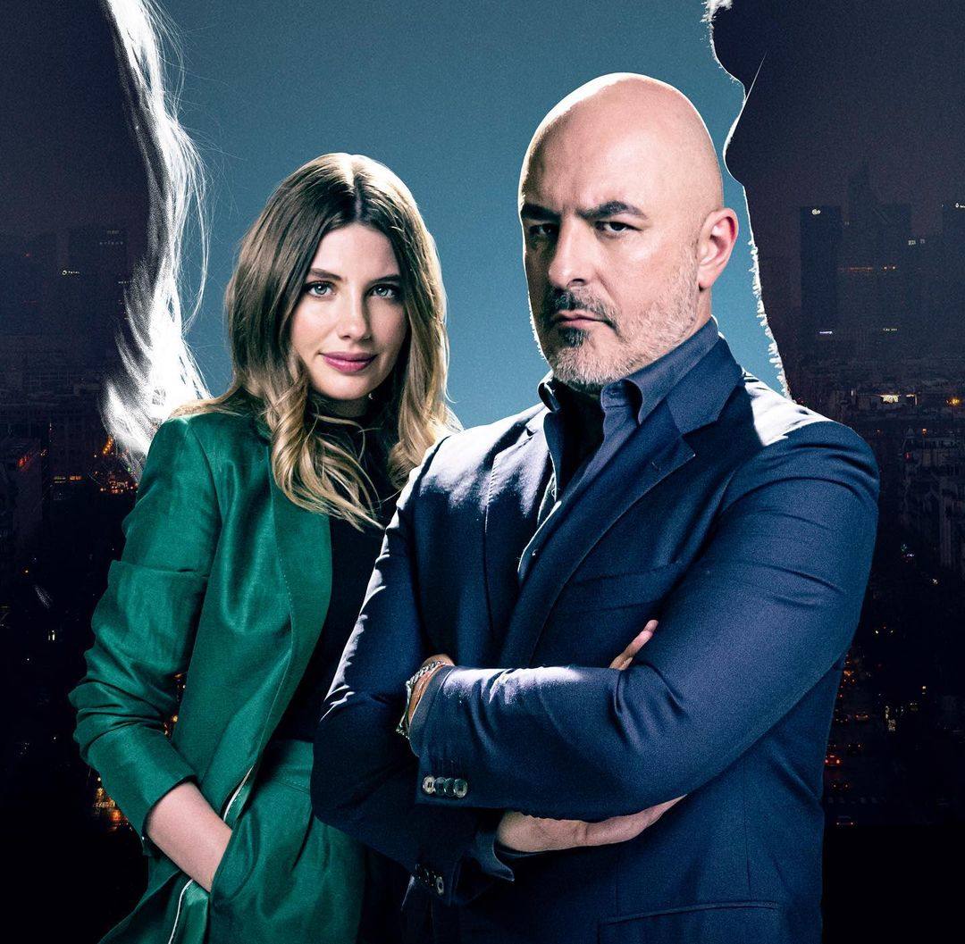 Cuatro estrenó anoche en abierto el primer capítulo de 'Caronte', la serie protagonizada por Roberto Álamo y Miriam Giovanelli en la que la ciudad de Gijón y la playa de San Lorenzo juegan un papel principal