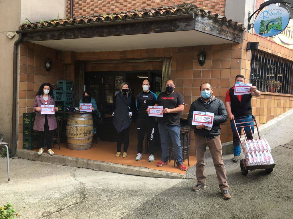 Los profesionales del sector entienden que haya ciertas limitaciones para controlar la pandemia porque «la salud es lo primero», pero alertan de que el sector se hunde.