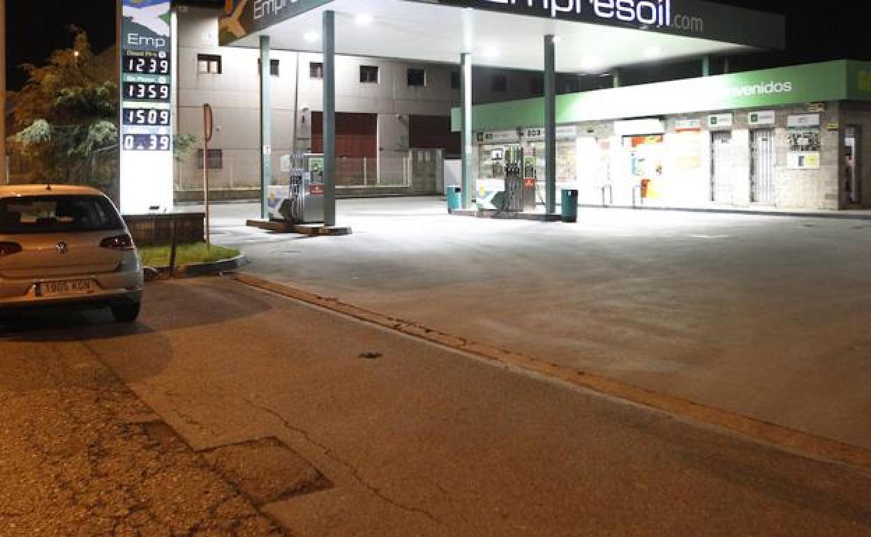 La gasolinea atracada este lunes.