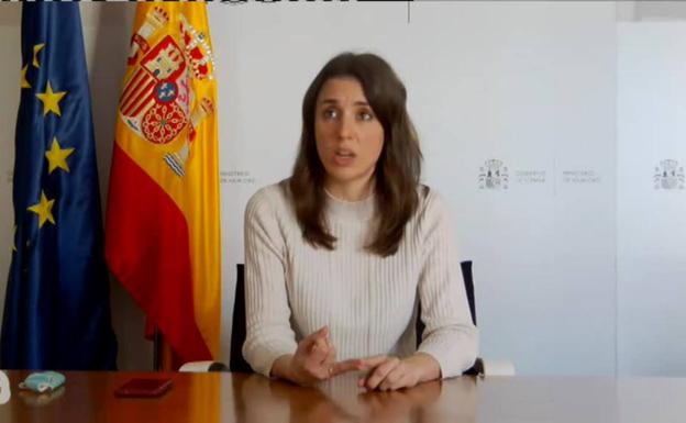 Irene Montero entra en 'Sálvame' para valorar el testimonio de maltrato de Rocío Carrasco sobre Antonio David