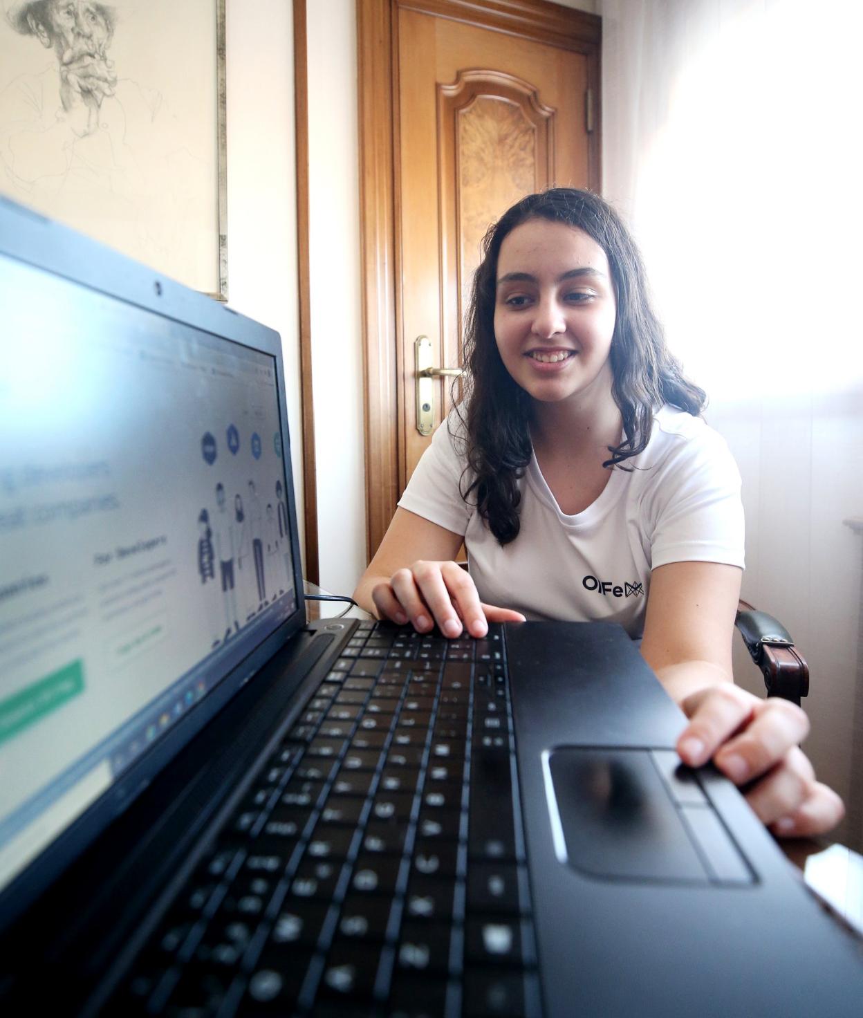 La ovetense Lucía Aparicio García, tras vencer en la olimpiada. 