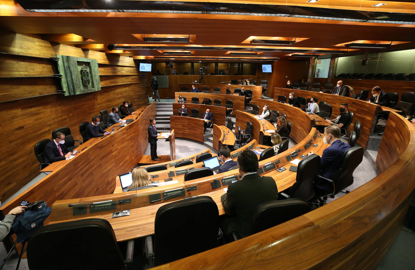 Pleno de la Junta General del Principado. 