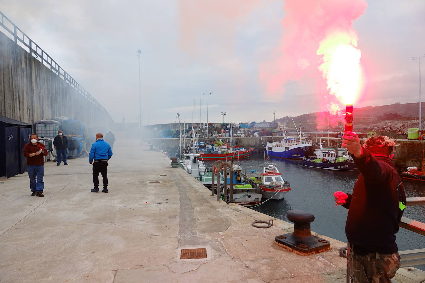 En protesta por el nuevo Reglamento de Control de la Pesca aprobado por el Parlamento Europeo