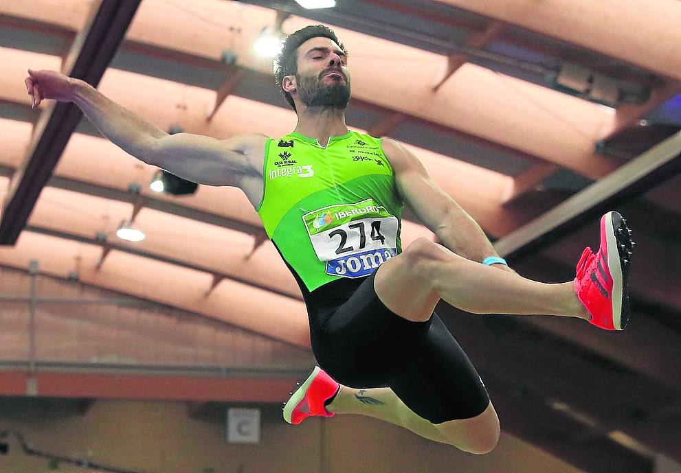 Javier Cobián Atletismo No es su prioridad, pero, si sigue con su progresión, participará.