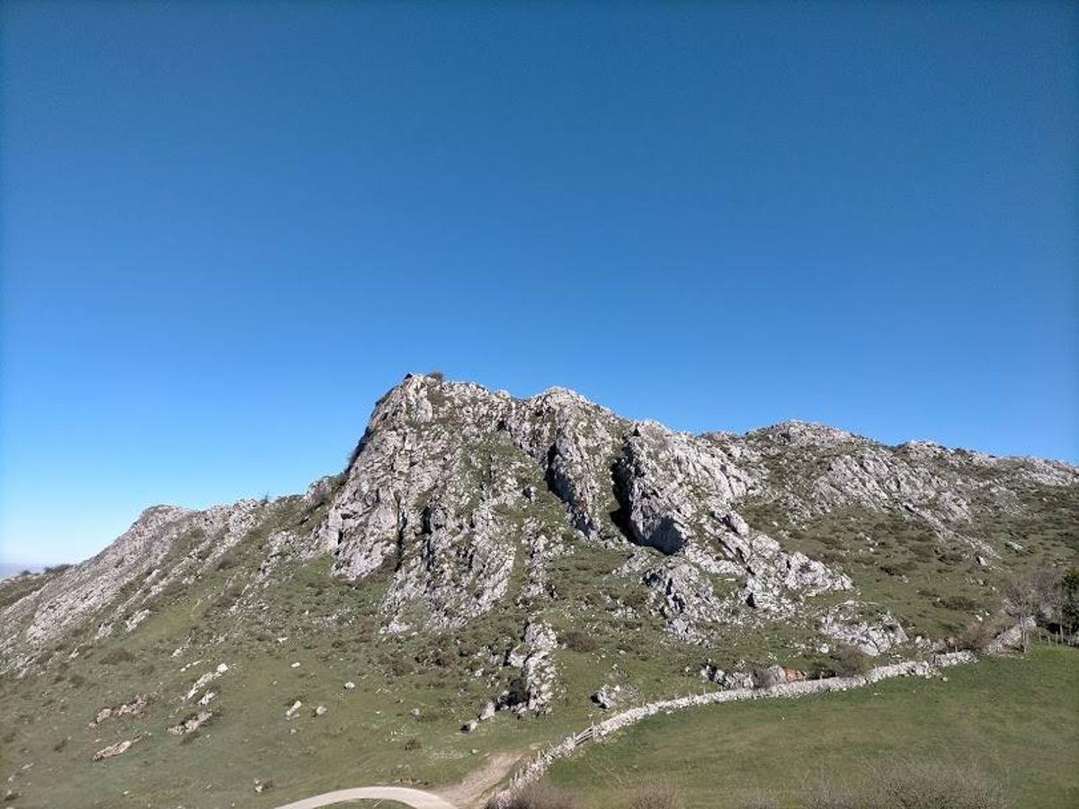 Fotos: Ruta al Pico Peñamayor desde Les Praeres