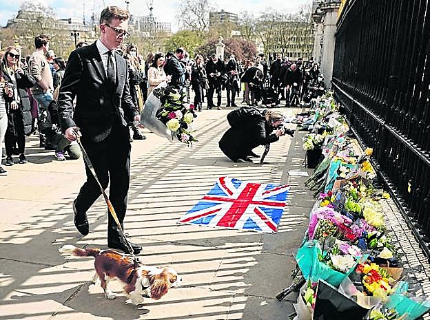 El príncipe Felipe, marido de Isabel II, muere a los 99 años en su residencia de Windsor