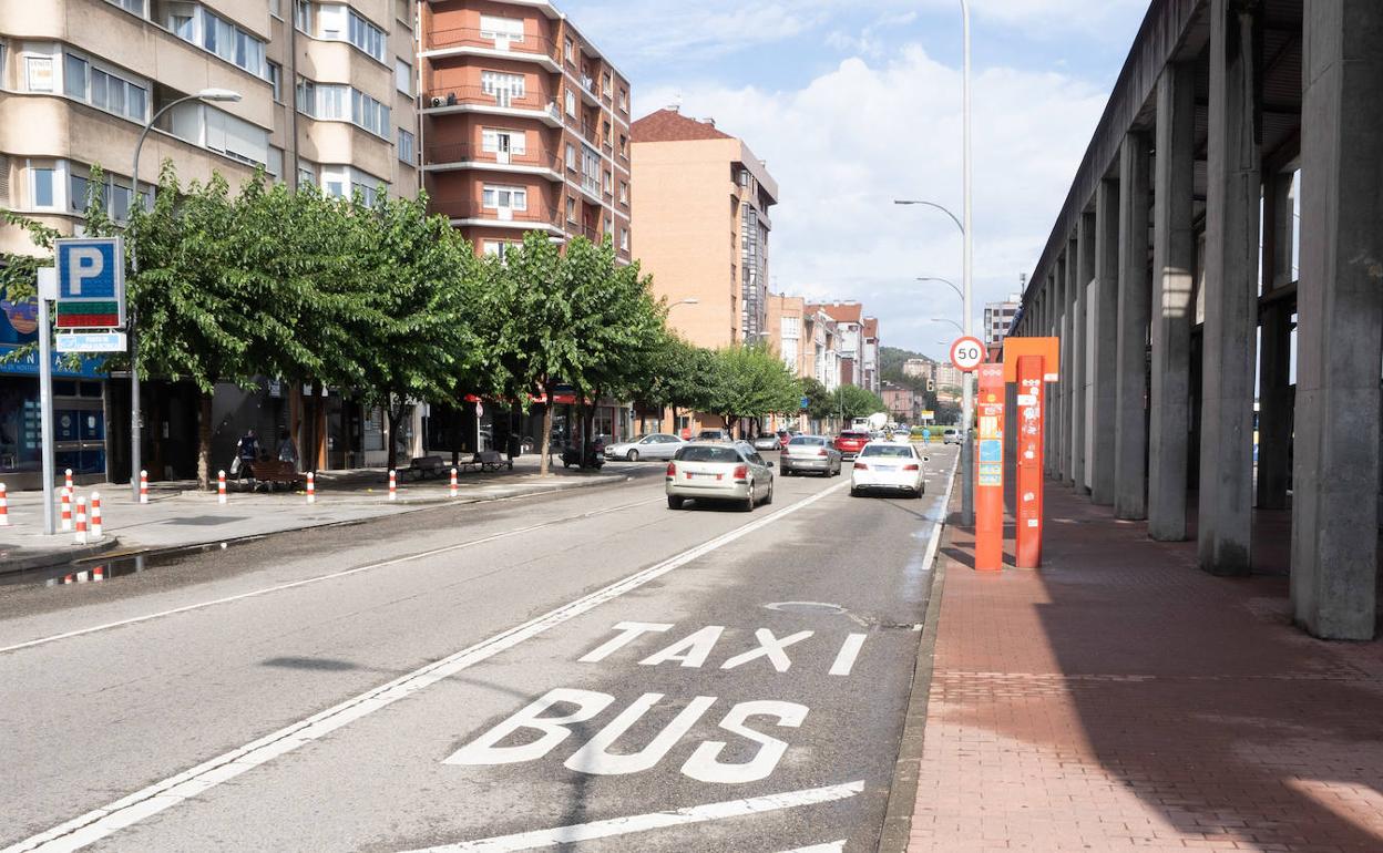 Un tramo de la avenida de Los Telares. 