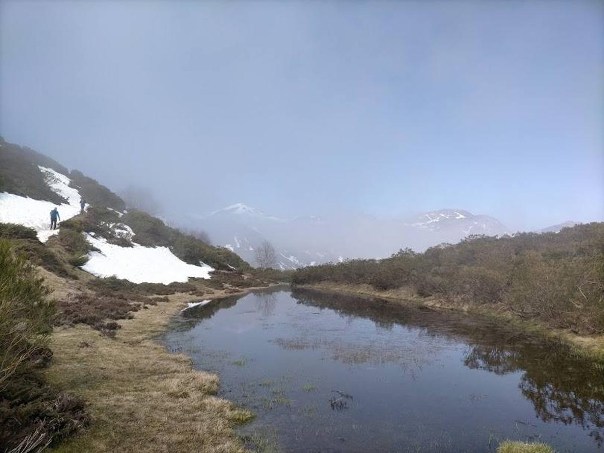 Fotos: Ruta con nieve al Pico Cornón