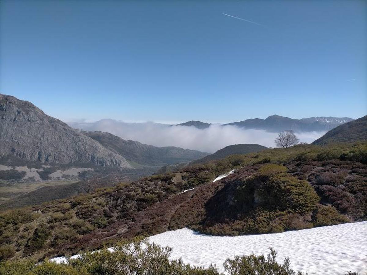 Fotos: Ruta con nieve al Pico Cornón