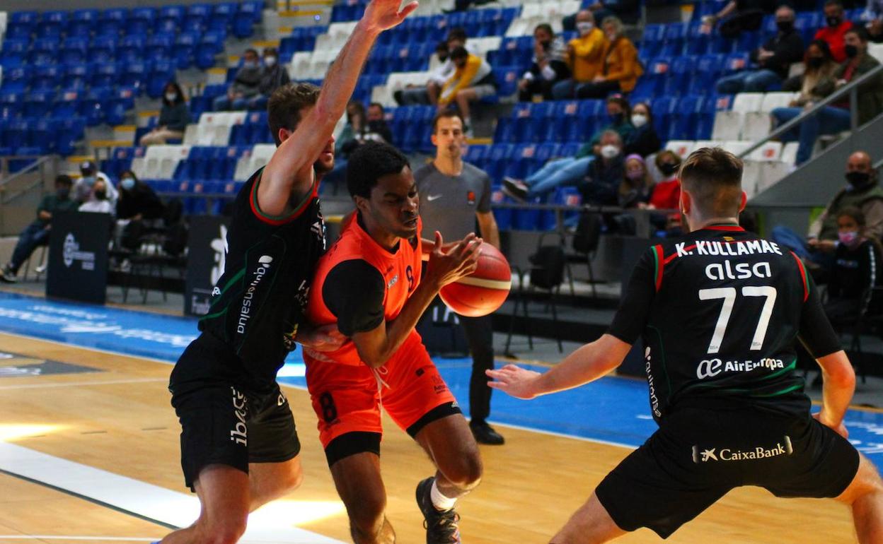El Liberbank desperdicia una renta de 19 puntos y cae en la recta final ante el Palma
