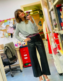 Imagen secundaria 2 - Nuria Roca tiene el traje con el estampado setentero más favorecedor