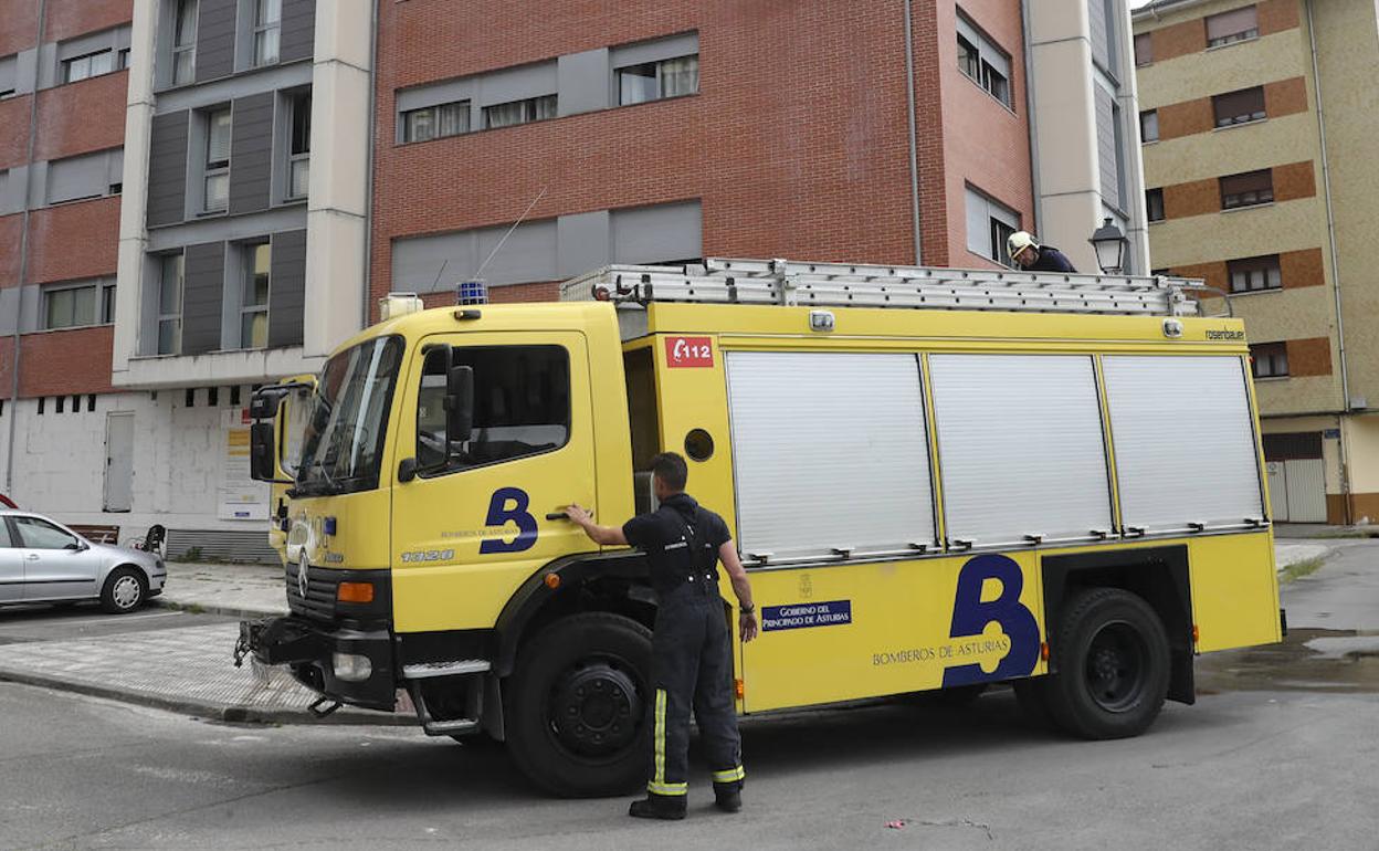 Los bomberos, tras la intervención 