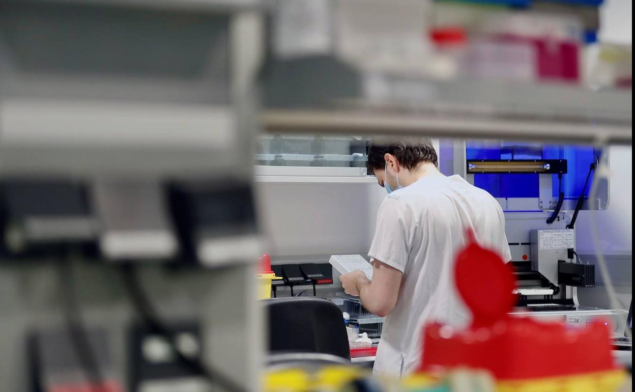 Asturias vuelve a superar el centenar de nuevos positivos