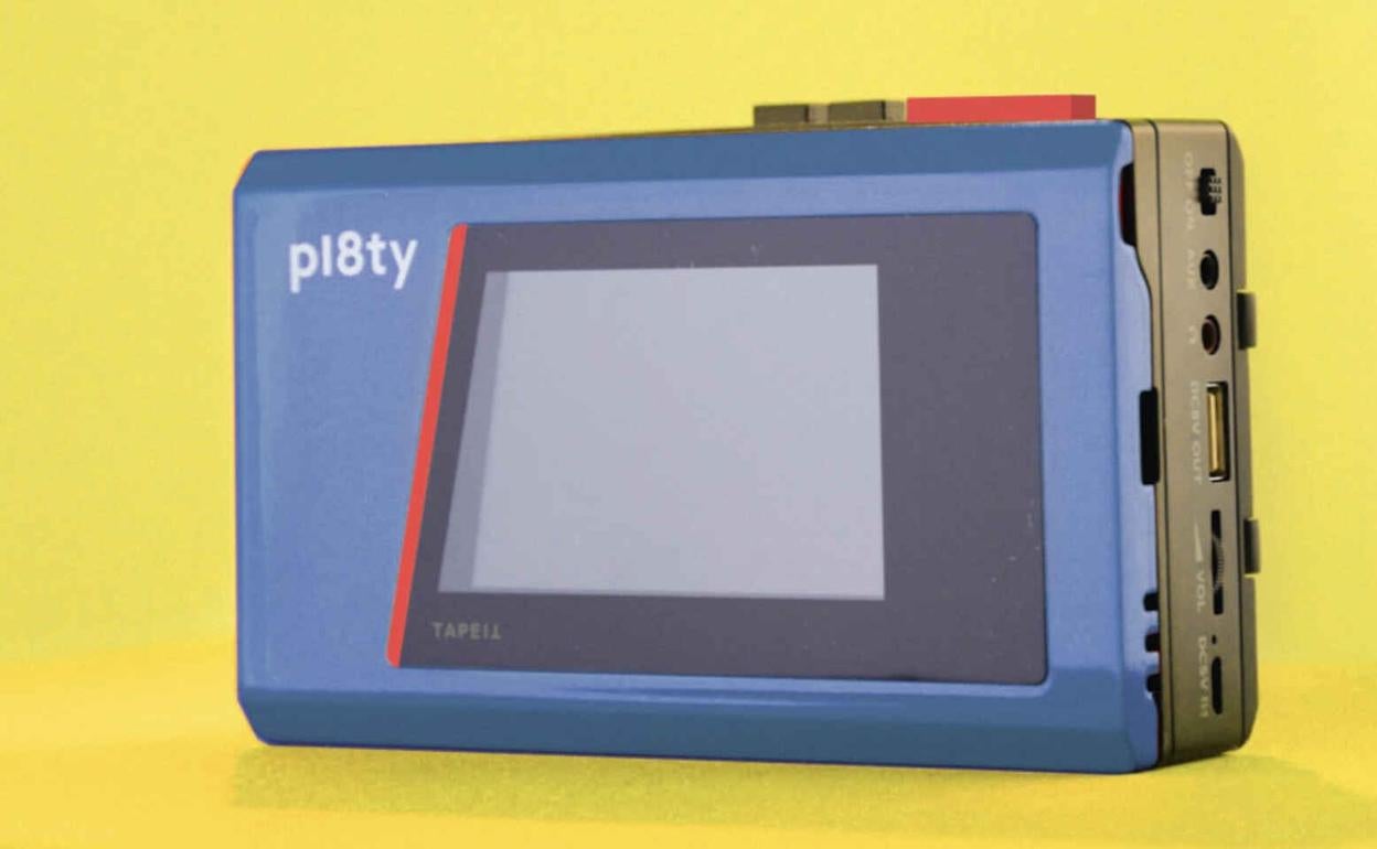 Un altavoz para nostálgicos convierte tu móvil en walkman