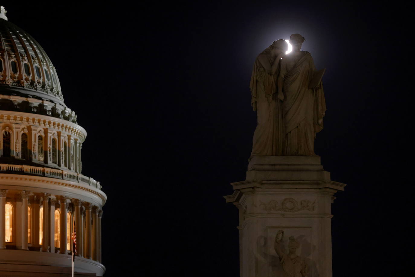 Monumento a la paz, Capitolio de los Estados Unidos. Washington, DC