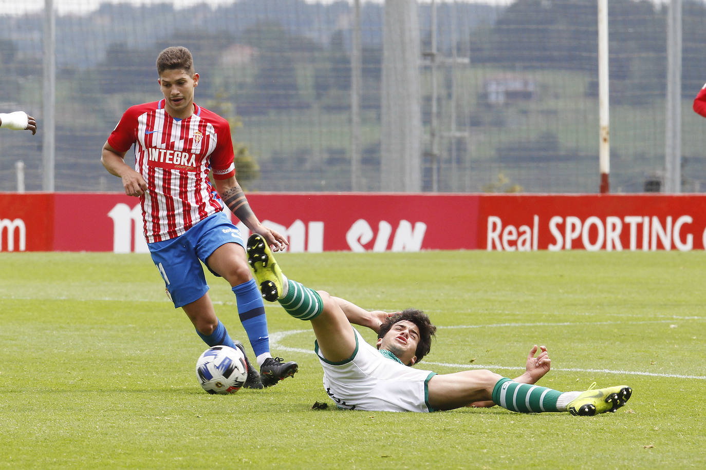 Un momento del partido disputado