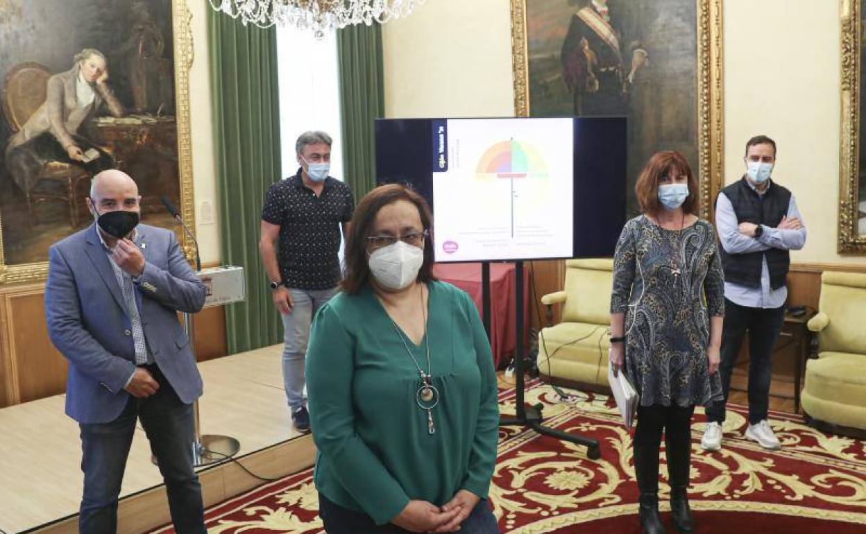 Presentacion de las actividades veraniegas de Gijón en el Ayuntamiento. 