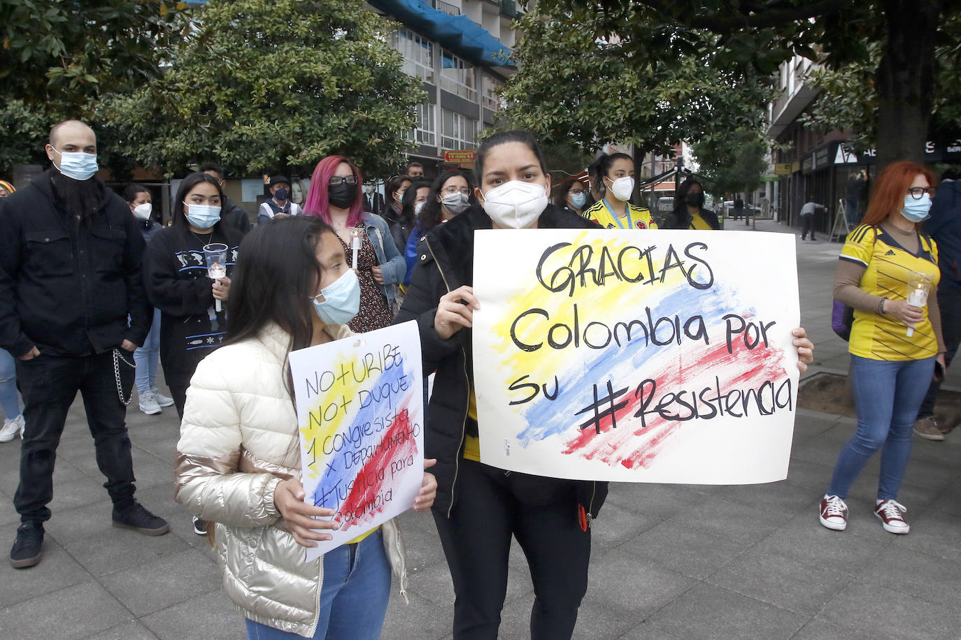 Nicolás Guerrero, que vivía en Gijón desde 2017 con su mujer Yeardeli y su hija Emily, falleció el lunes en las protestas populares de Colombia. 