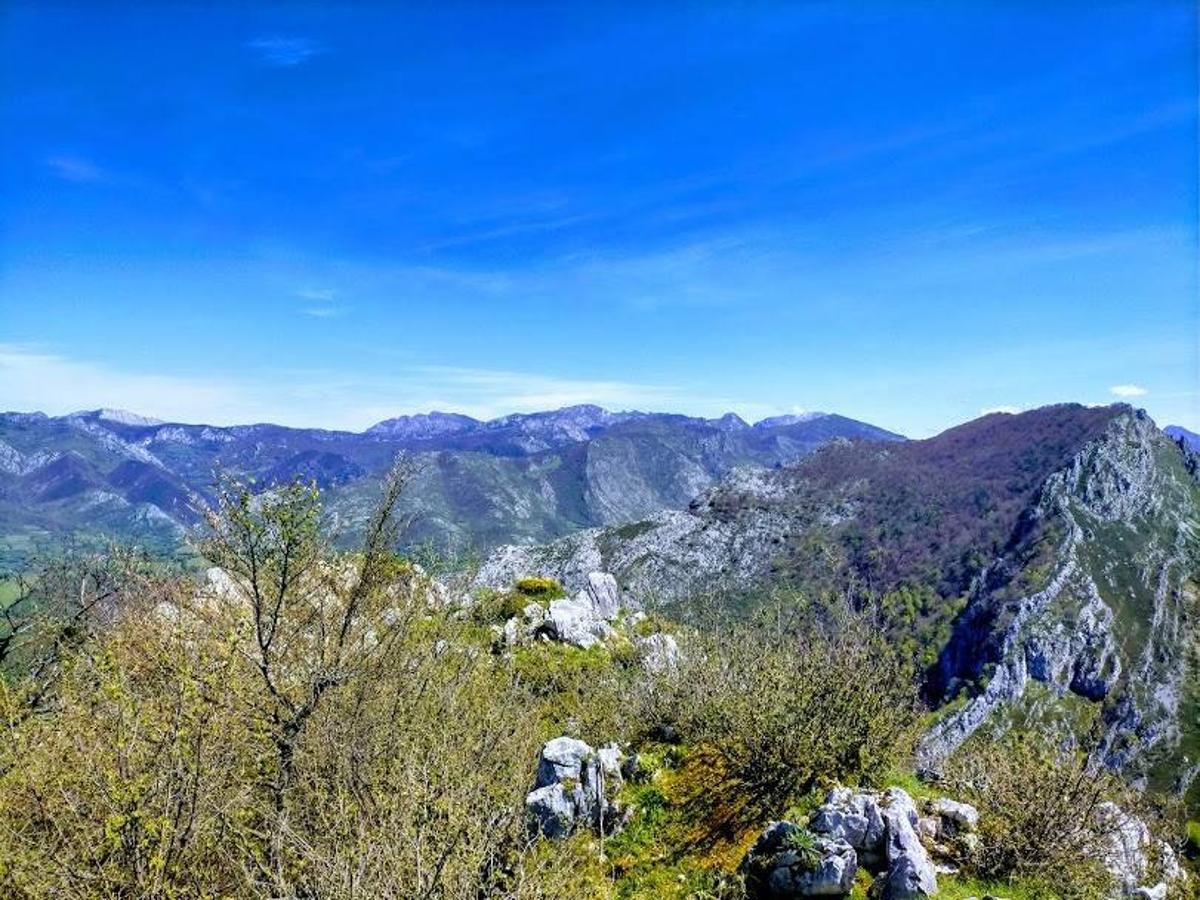 Fotos: Ruta el Porrón de Peña Blanca desde Cueva Deboyu