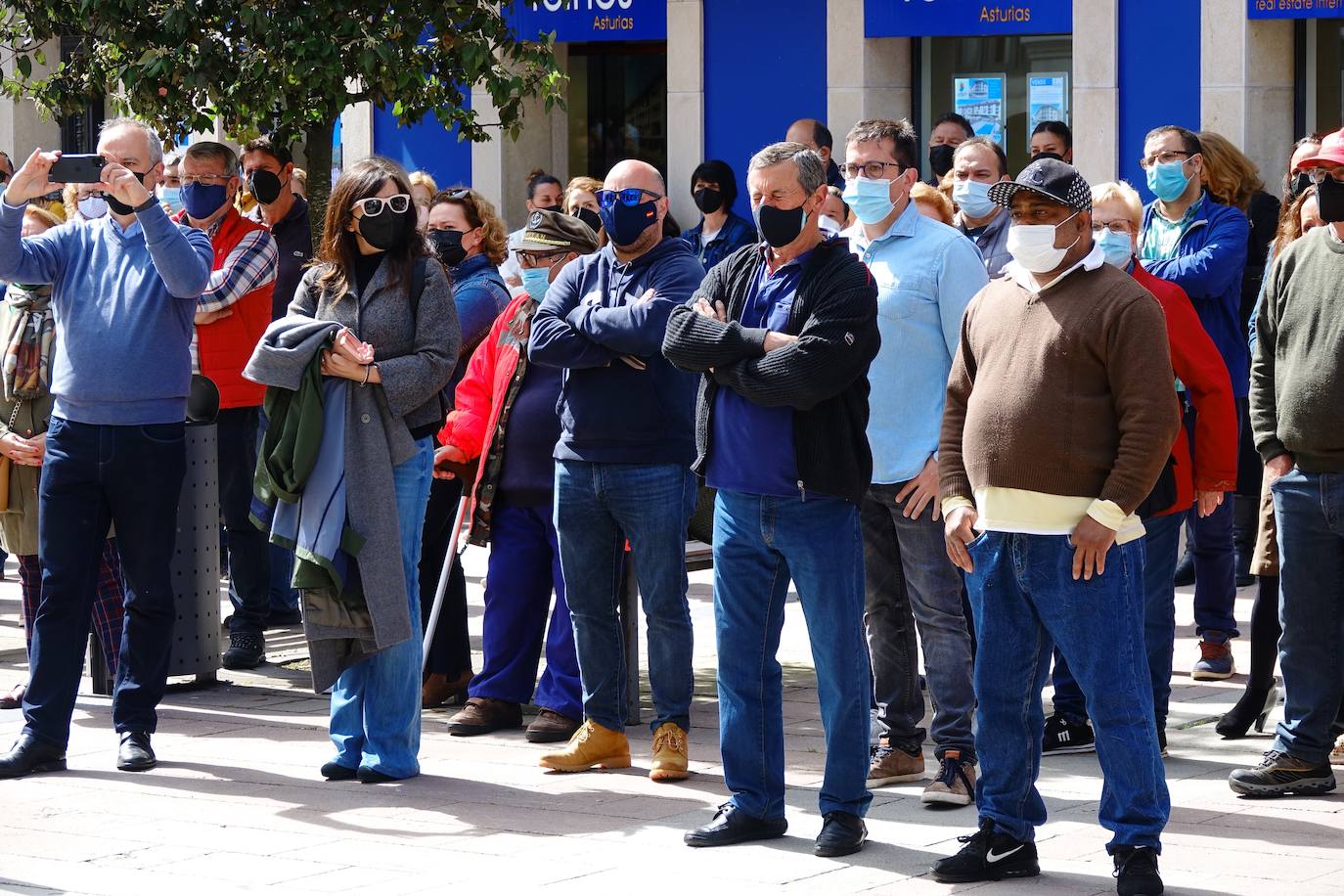 Otea, la patronal de hosteleria y turismo del Principado pide al Gobierno asturiano que rectifique el nuevo modelo de restricciones que estableció la Consejería de Sanidad y que contempla la posibilidad de cerrar los alojamientos en los concejos en los que se declare el nivel de riesgo extremo tras el estado de alarma. «Es un sinsentido que unas medidas establecidas ante la mejora de la situación sanitaria en Asturias recojan la máxima restricción para los alojamientos como es la suspensión de su actividad», han denunciado.