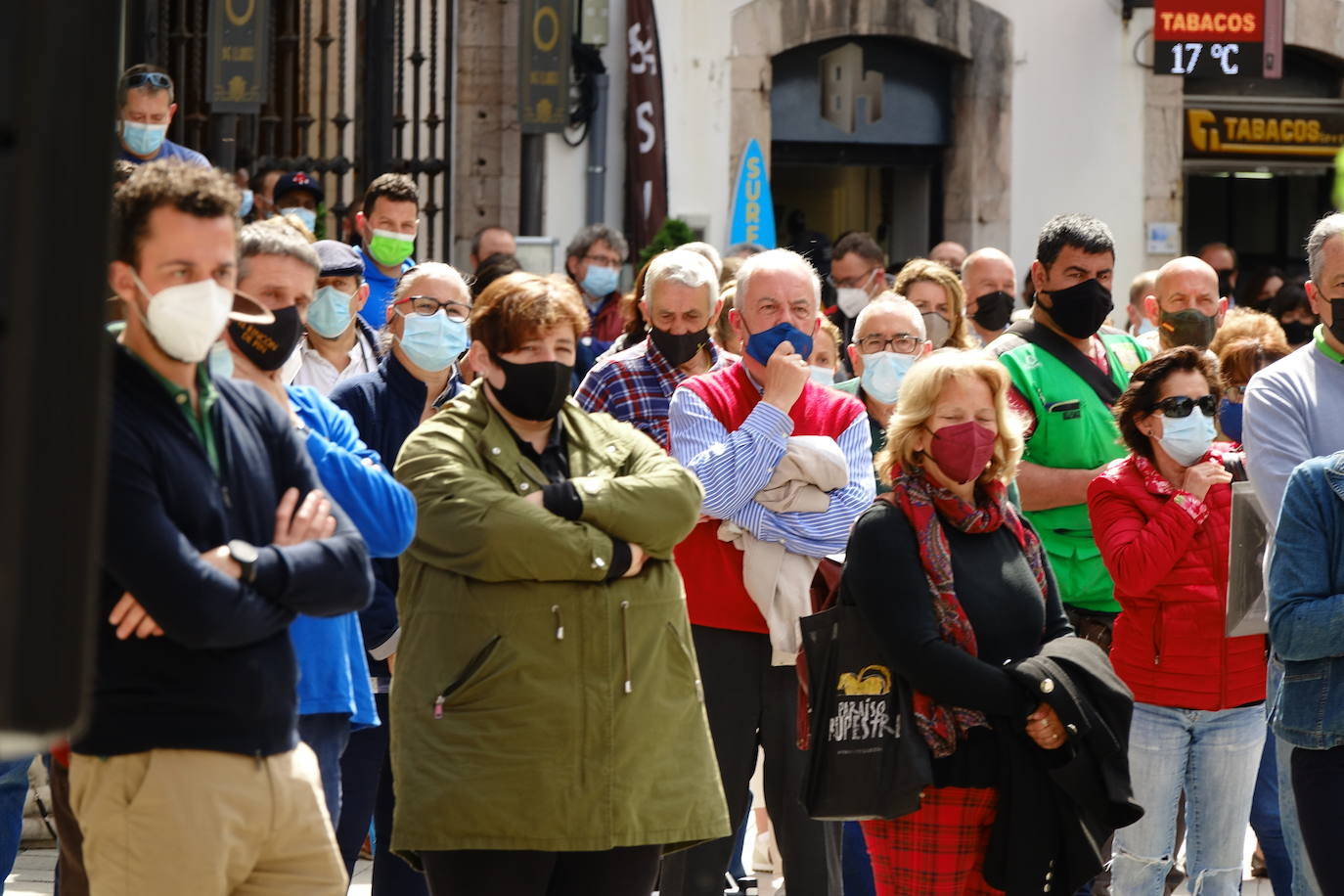 Otea, la patronal de hosteleria y turismo del Principado pide al Gobierno asturiano que rectifique el nuevo modelo de restricciones que estableció la Consejería de Sanidad y que contempla la posibilidad de cerrar los alojamientos en los concejos en los que se declare el nivel de riesgo extremo tras el estado de alarma. «Es un sinsentido que unas medidas establecidas ante la mejora de la situación sanitaria en Asturias recojan la máxima restricción para los alojamientos como es la suspensión de su actividad», han denunciado.