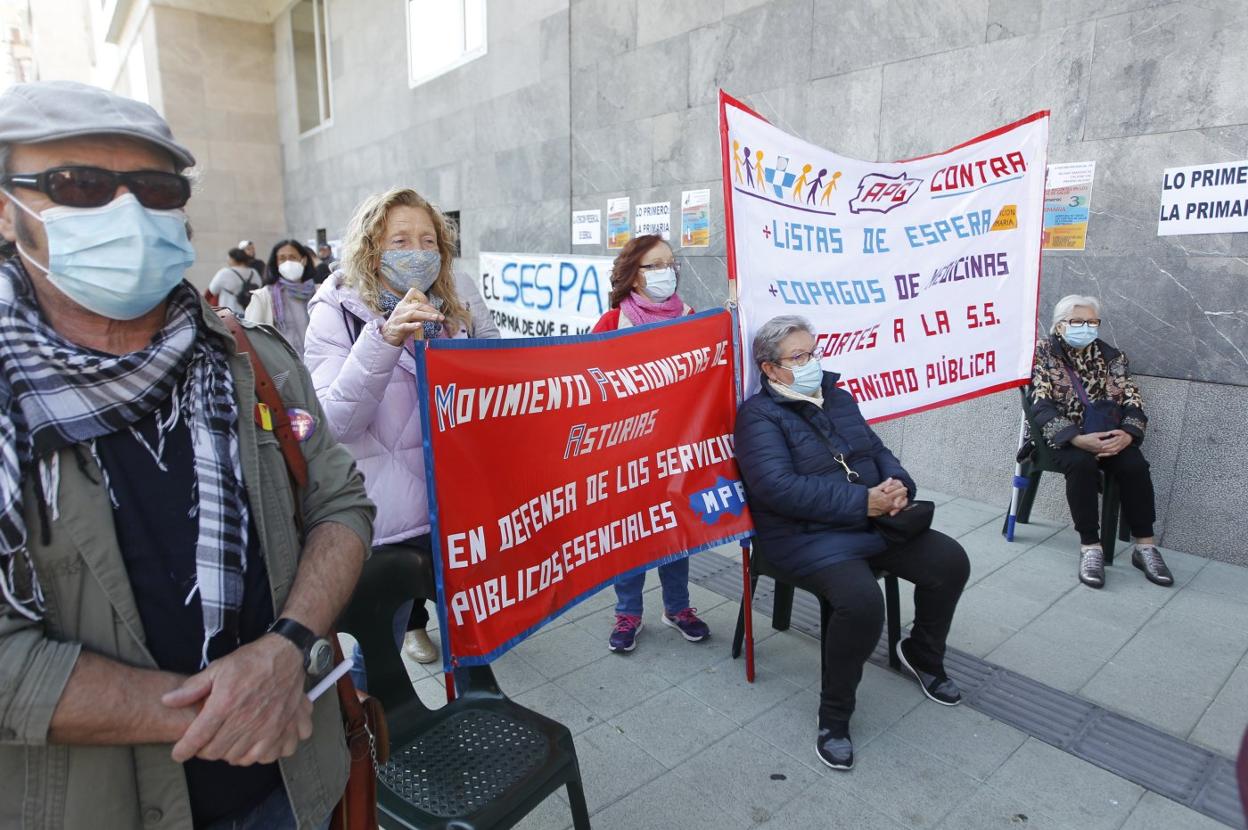 La Federación de Asociaciones de Vecinos reclamó la semana pasada la vuelta a la presencialidad
