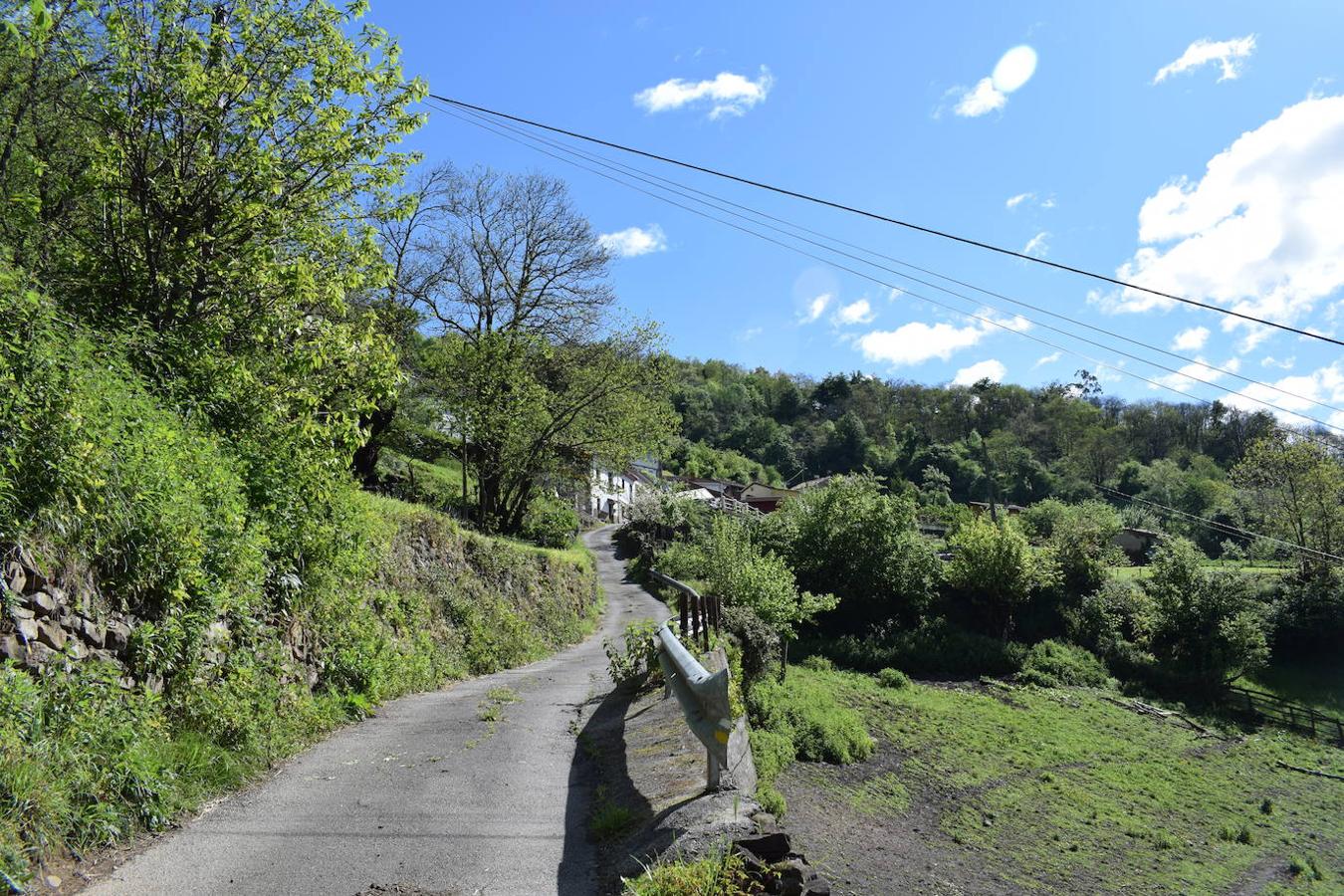 Fotos: Ruta al Pico Moros por el inicio de la Ruta les Fuentes