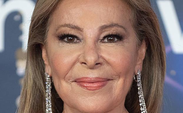 Ana Obregón relata el acoso sufrido el último año: «Tengo que ir al cementerio a escondidas»