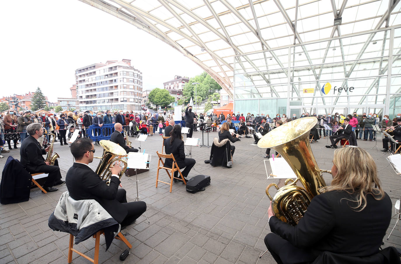 La Losa se llenó de ovetenses y visitantes para disfrutar de la Feria de la Ascensión