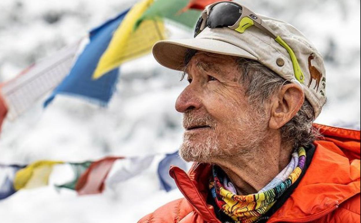 Carlos Soria abandona el Dhaulagiri: «La embajada dice que debemos marcharnos»