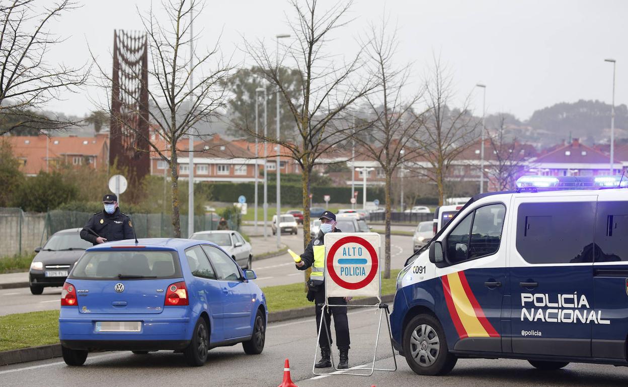 Control policial en Asturias 