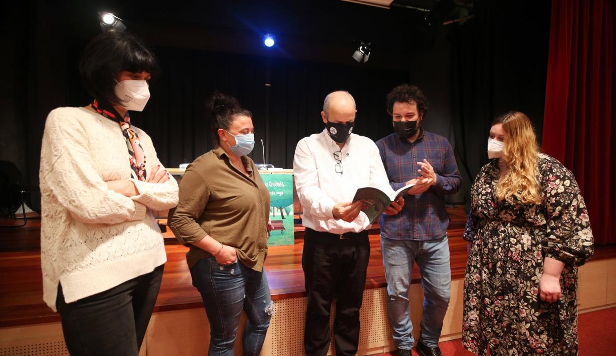 «Conchita Quirós era una institución cultural en Oviedo, todo color y alegría» El Comercio