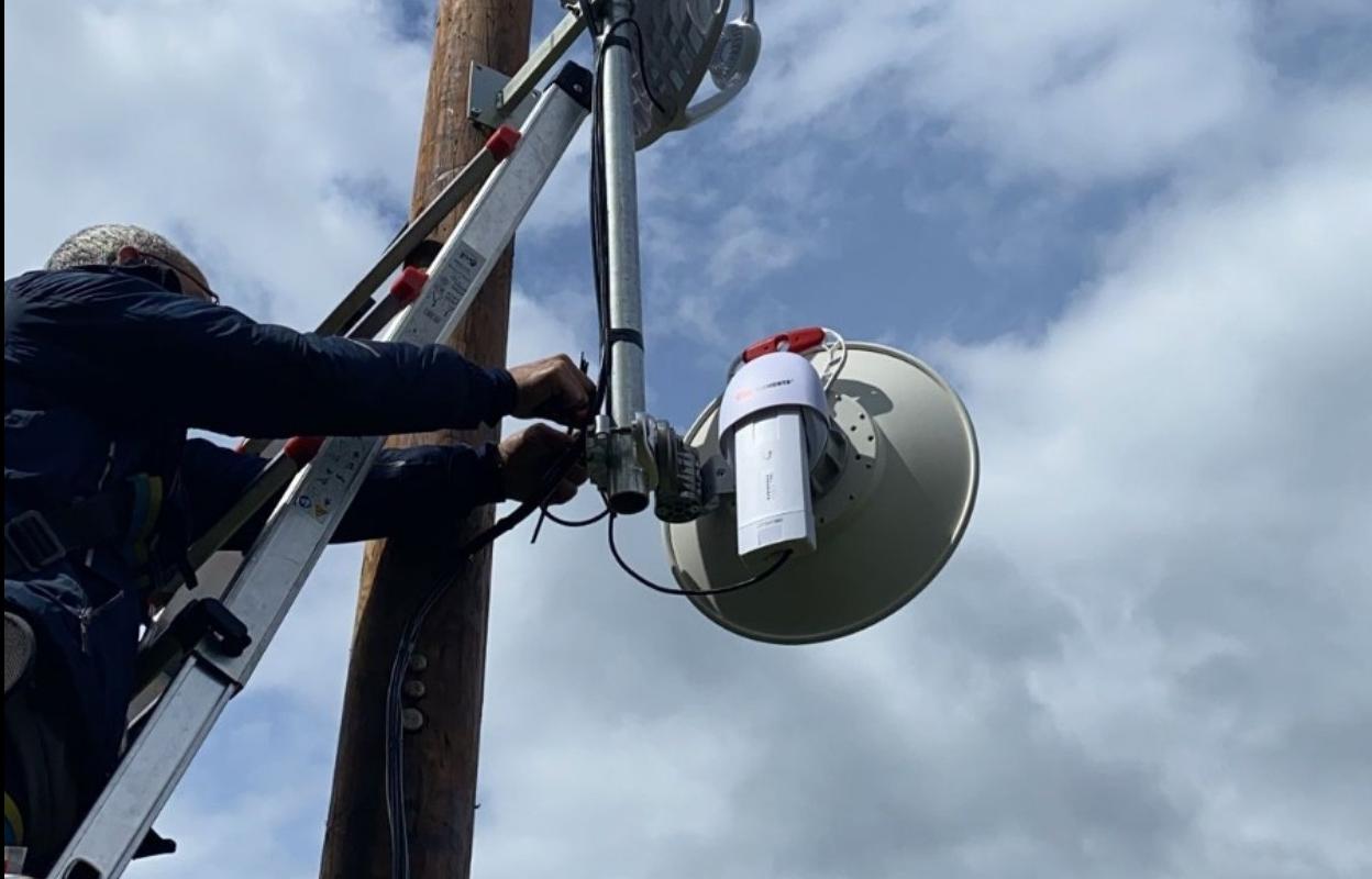 Los repetidores se han ido instalando en Salas y concejos limítrofes. 