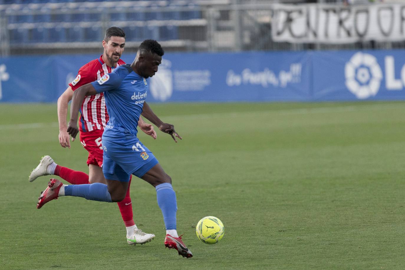 Fotos: Las mejores imágenes del Fuenlabrada - Sporting