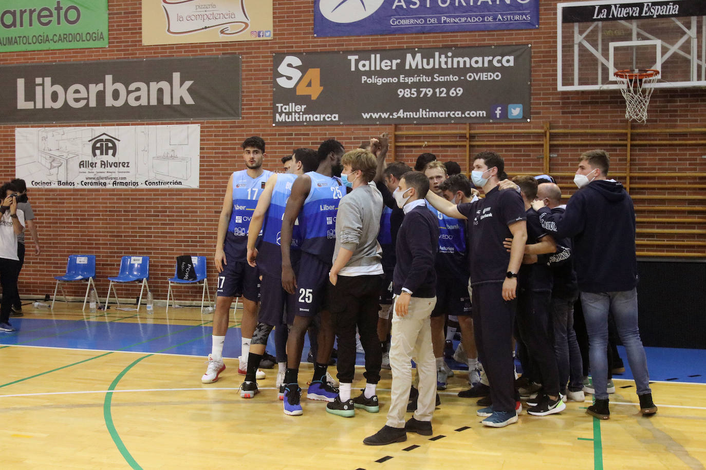 El Liberbank Oviedo cayó este martes en Pumarín ante el Leyma Coruña por 69-70, por lo que queda eliminado del play off.