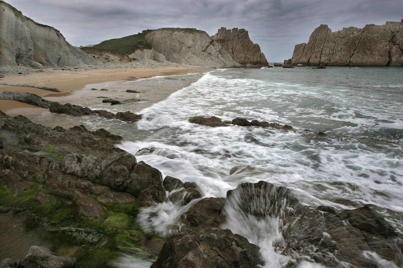 Playa de La Arnía (Cantabria)