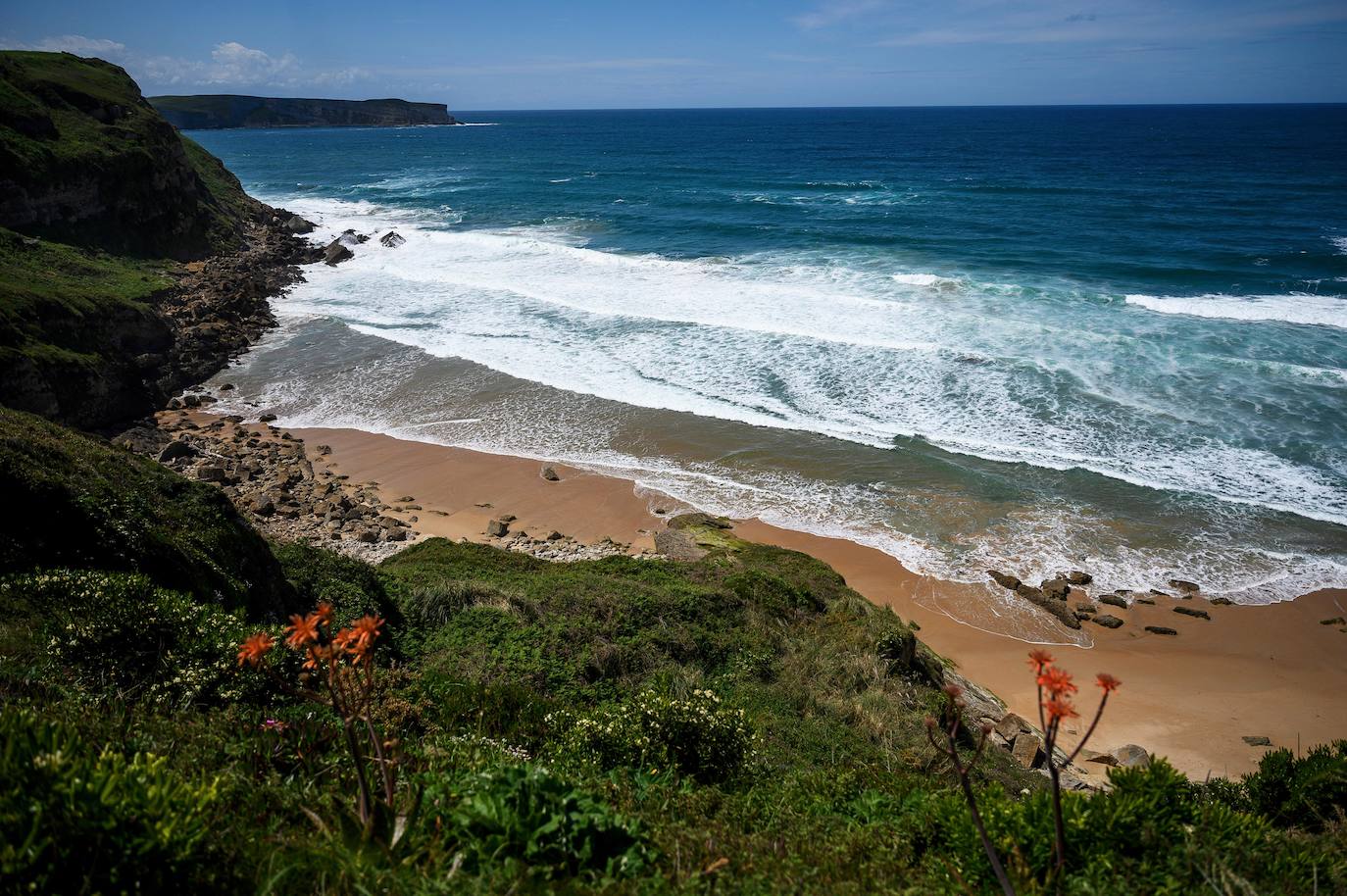 Playa de Los Locos (Cantabria)