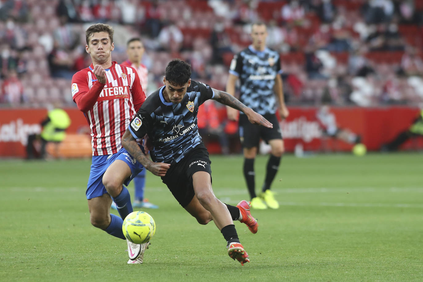 Fotos: Las mejores jugadas del Sporting - Almería