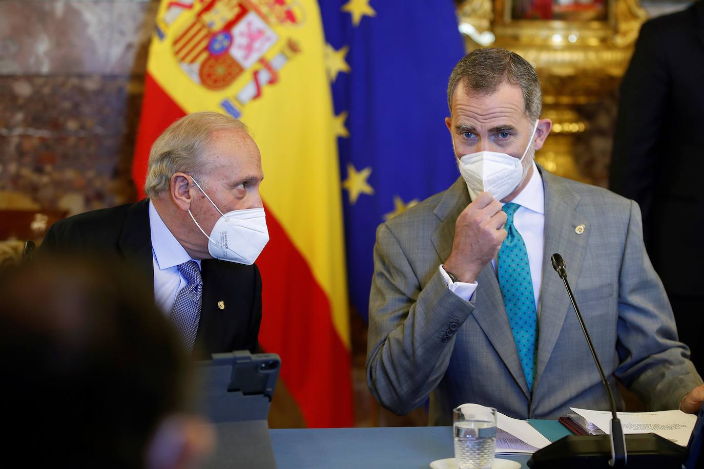 Los reyes Felipe VI y Letizia presidieron este viernes la reunión anual de los miembros de los patronatos de la Fundación Princesa de Asturias. En el acto estuvo también el presidente del Principado, Adrián Barbón.