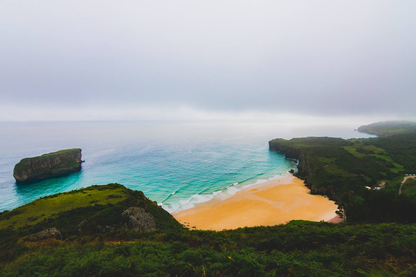 Playa de Andrín, Llanes