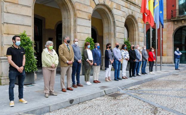 Un «grito de rabia infinito» desde Gijón por el asesinato de la pequeña Olivia