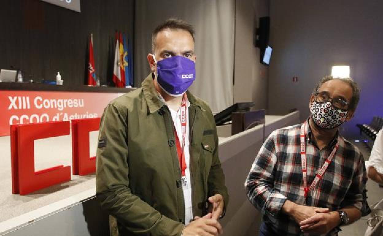 CC OO pide al Principado que «rebobine» en la Estrategia Industrial y  Barbón se defiende | El Comercio: Diario de Asturias