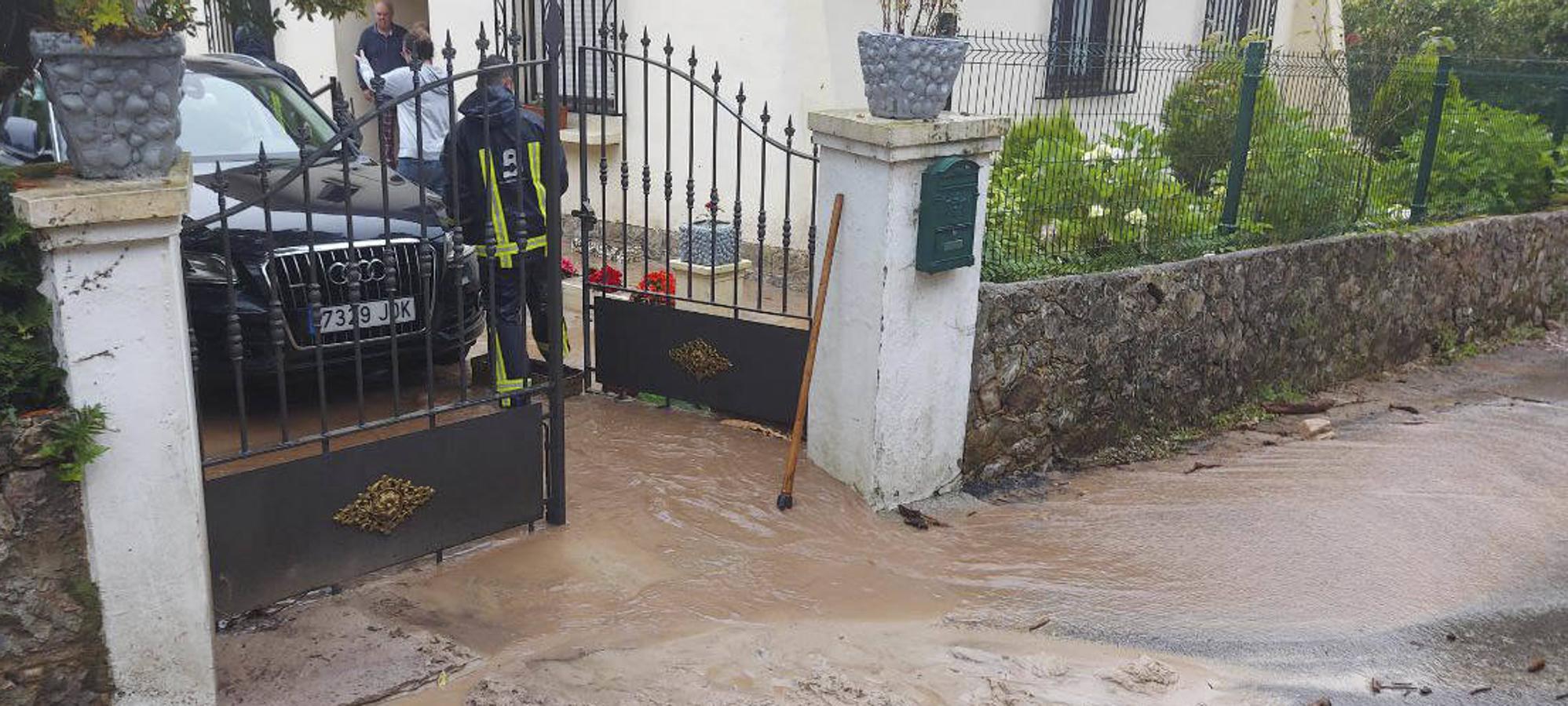 Las lluvias en el oriente asturiano afectaron a Cué, Balmorí, Celorio, Riego y Turón, entre otros. 