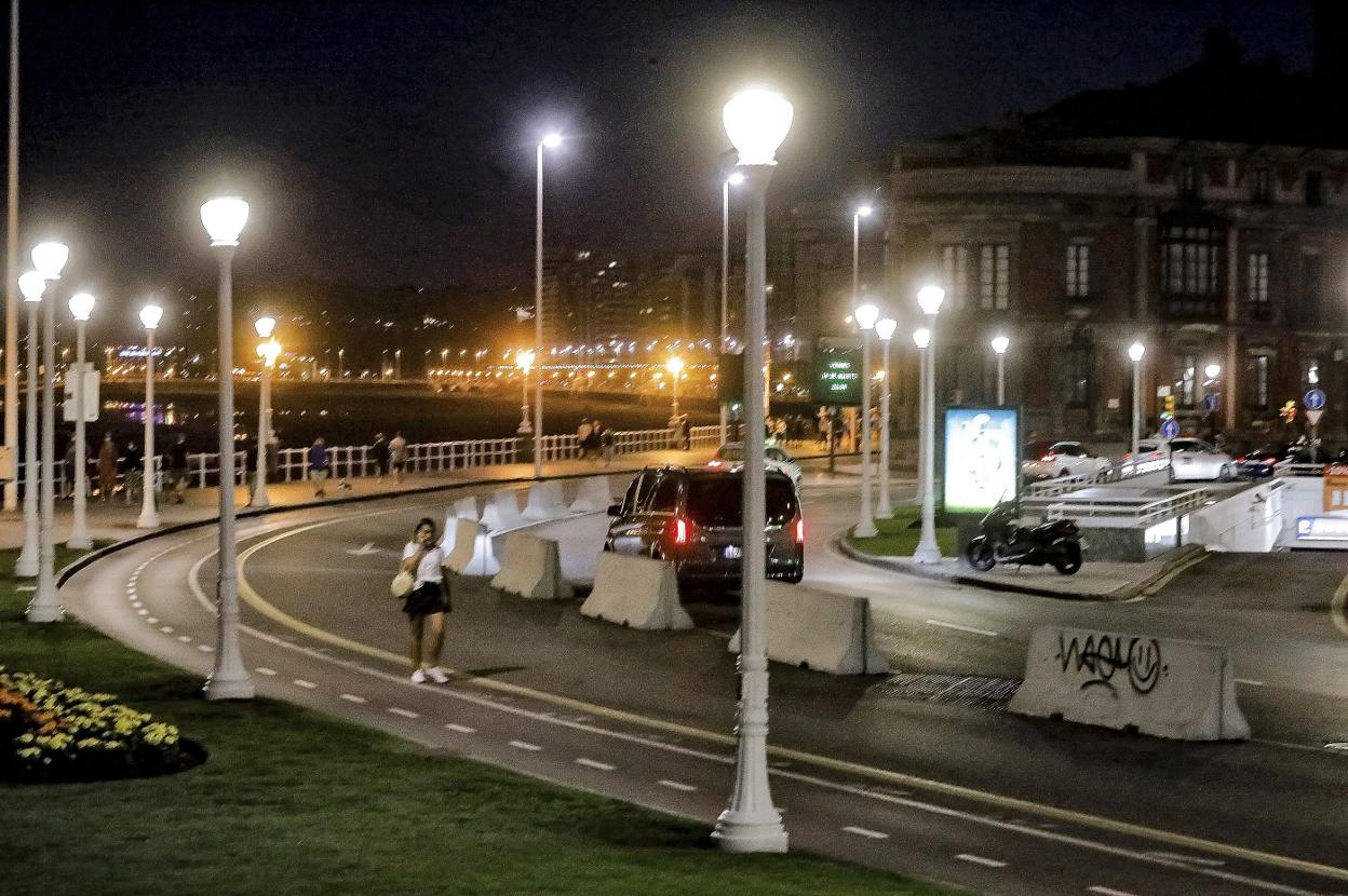 Noche de los Fuegos 2020. Esta imagen, con el Muro vacío, volverá a repetirse el próximo 14 de agosto. 