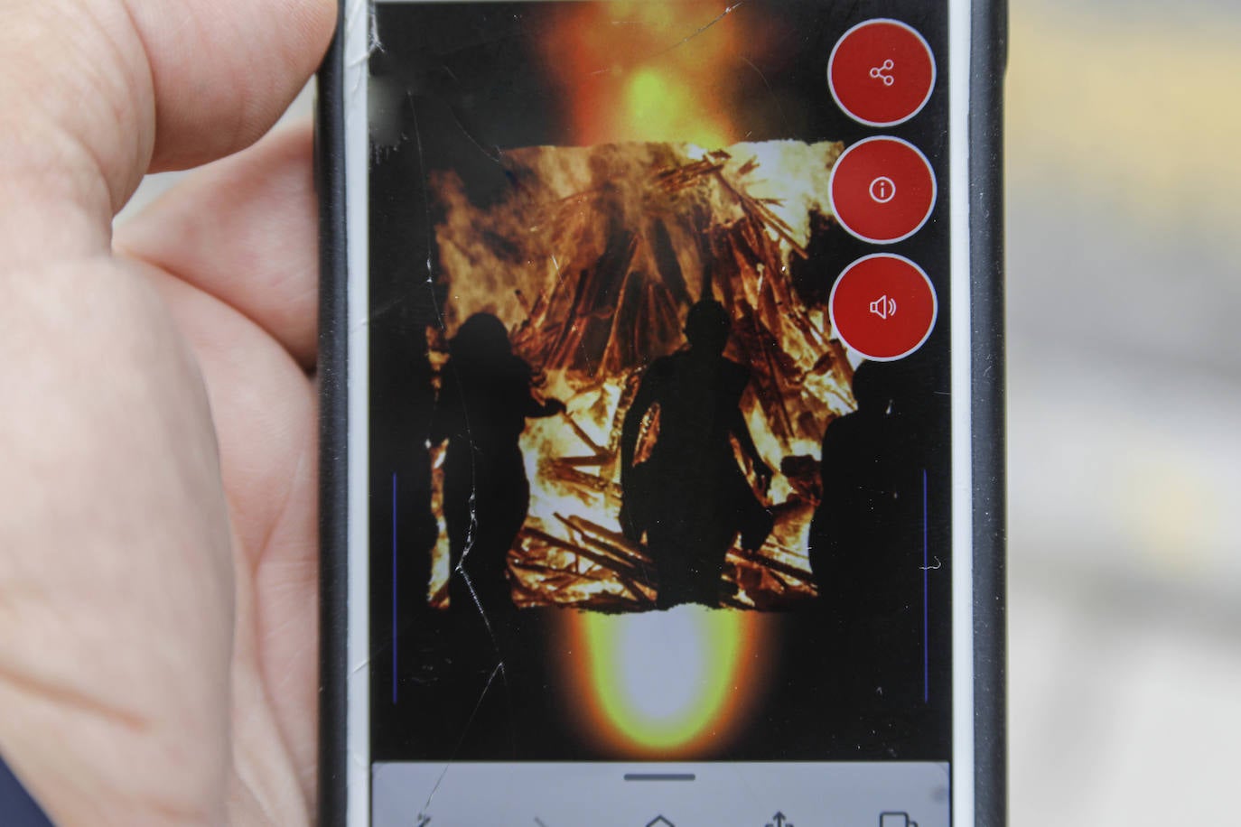 No hubo hogueras ni grandes aglomeraciones, pero los ayuntamientos asturianos quisieron celebrar San Juan de una manera diferente.