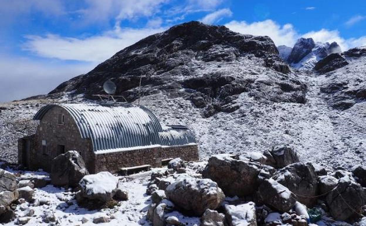 Refugio de Jou de los Cabrones, en el macizo central de los Picos de Europa