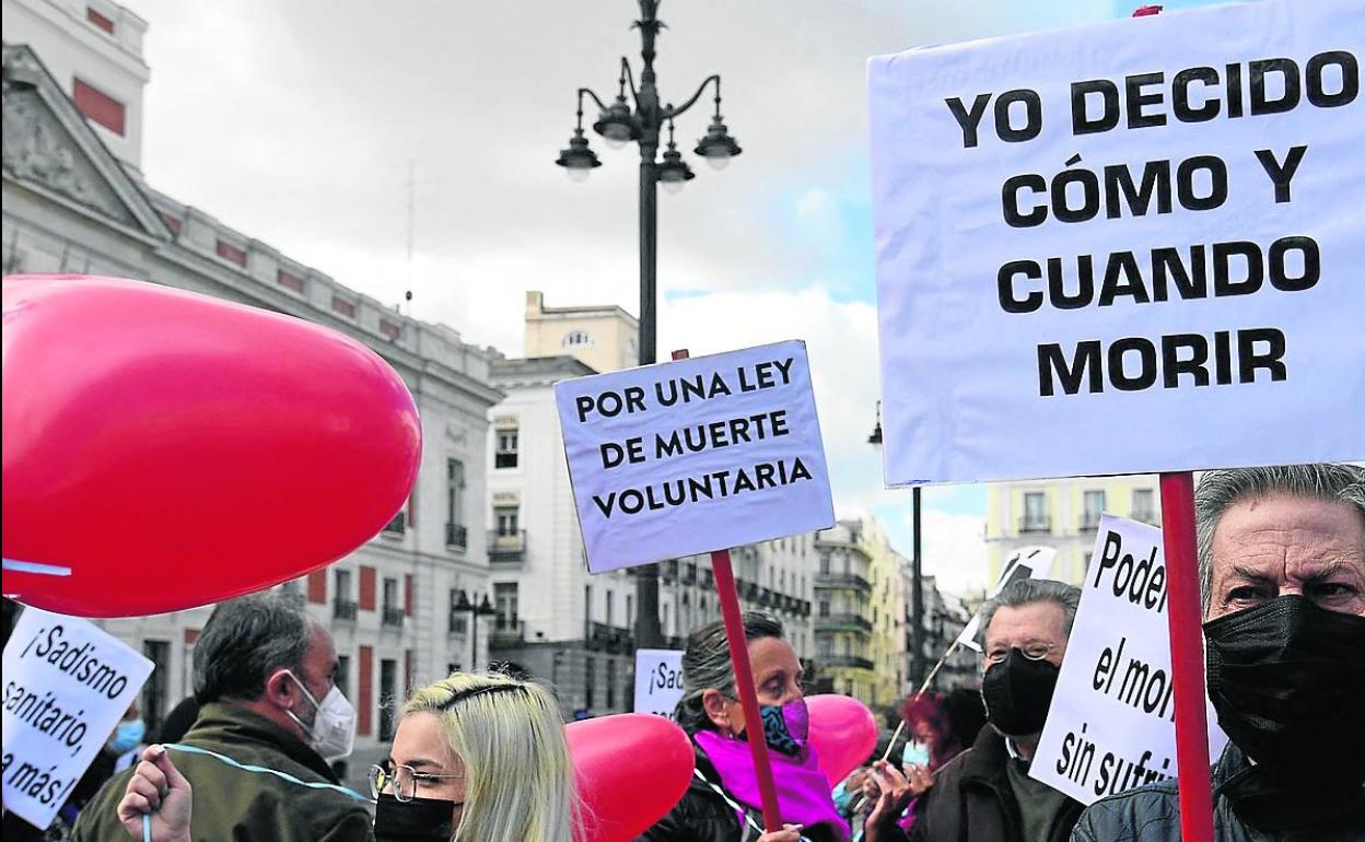 Una concentración en favor de la eutanasia organizada en Madrid el pasado mes de marzo