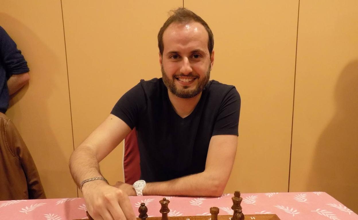 El maestro Aitor Alonso. 